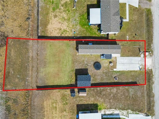 4533 E Granado Dr, Robstown, TX 78380