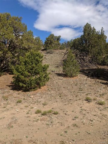 592 La Deora Boulevard, Walsenburg, CO 81040