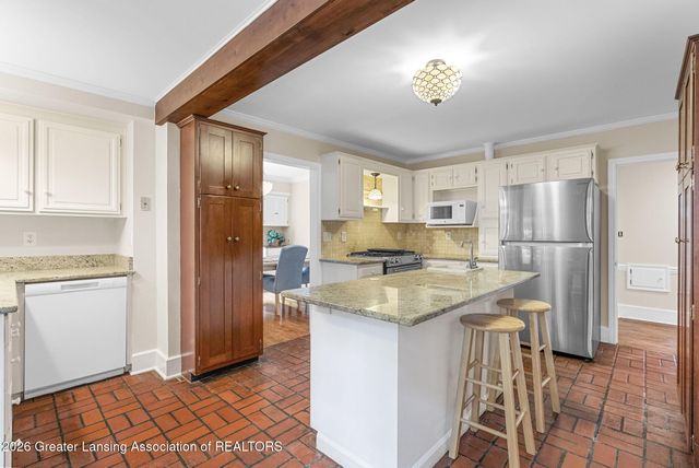 622 Orchard Street, East Lansing, MI 48823