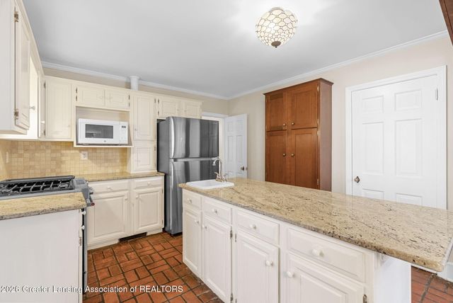 622 Orchard Street, East Lansing, MI 48823