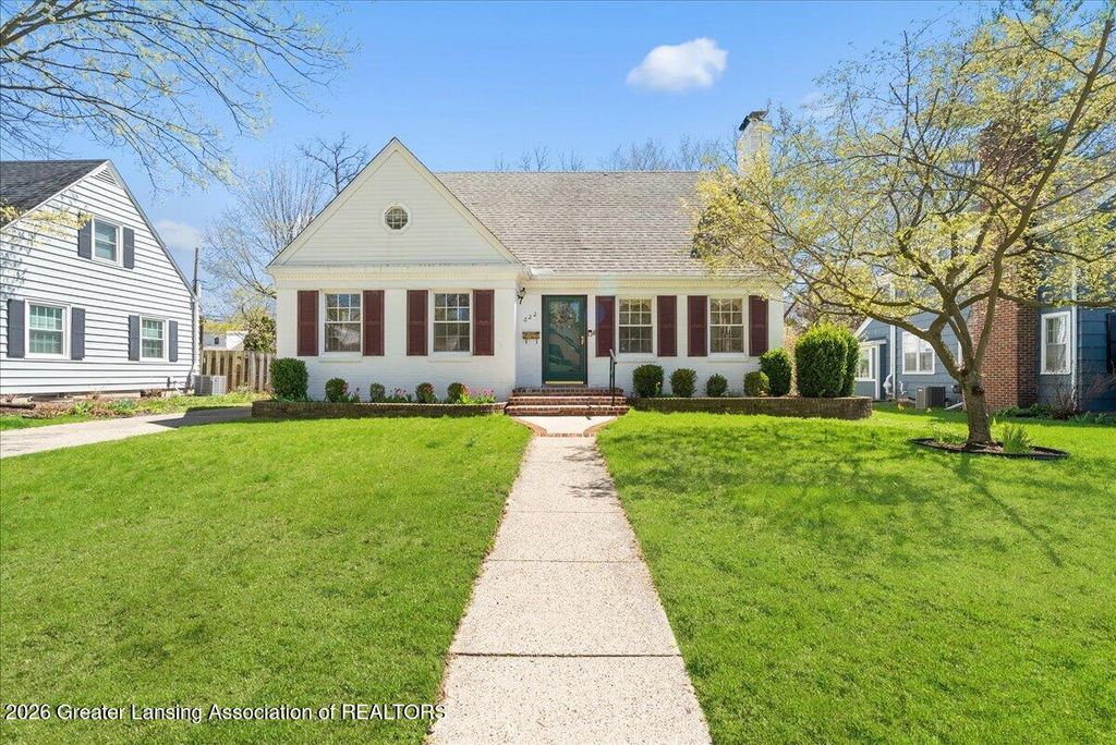 622 Orchard Street, East Lansing, MI 48823
