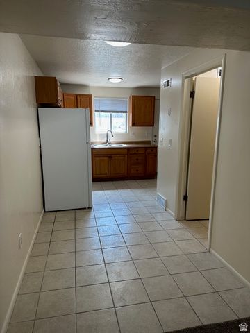 1215 E GORDON AVE, Layton, UT 84040