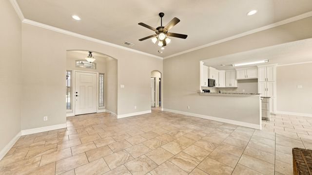 1813 Town Creek Circle, Weatherford, TX 76086