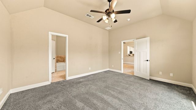 1813 Town Creek Circle, Weatherford, TX 76086