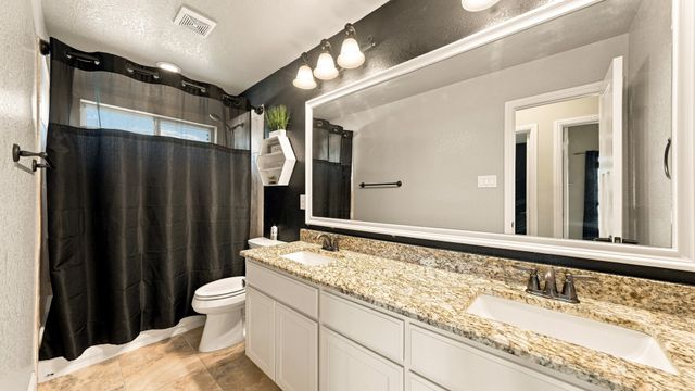 1813 Town Creek Circle, Weatherford, TX 76086