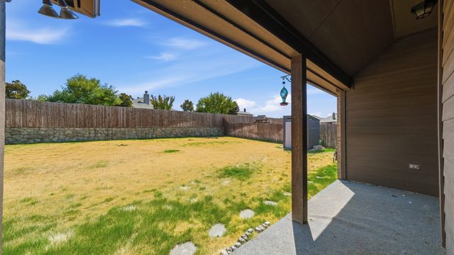 1813 Town Creek Circle, Weatherford, TX 76086