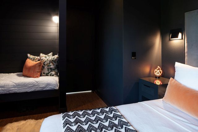 1807 W 37th ST, Austin, TX 78731