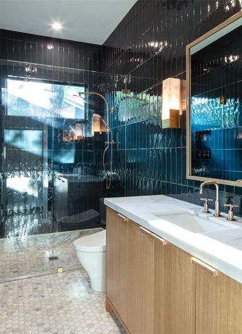 1807 W 37th ST, Austin, TX 78731