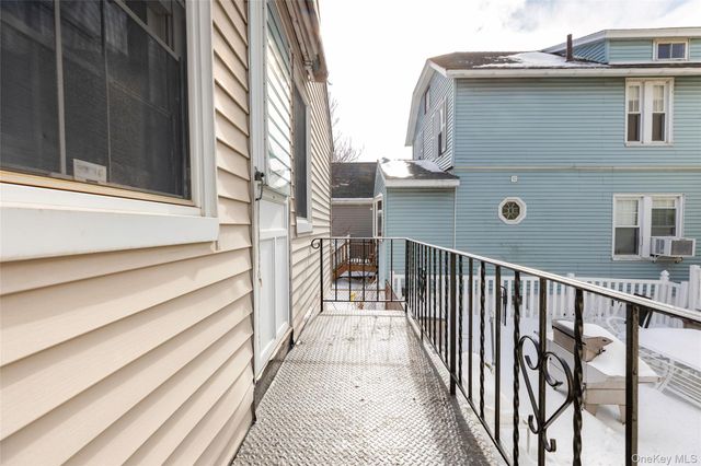 178 Beach Street, Bronx, NY 10464