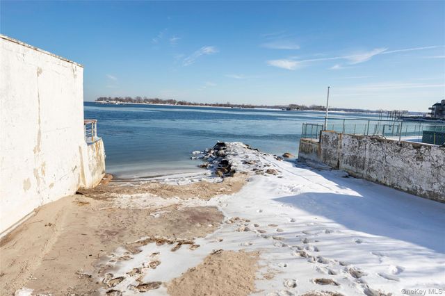 178 Beach Street, Bronx, NY 10464