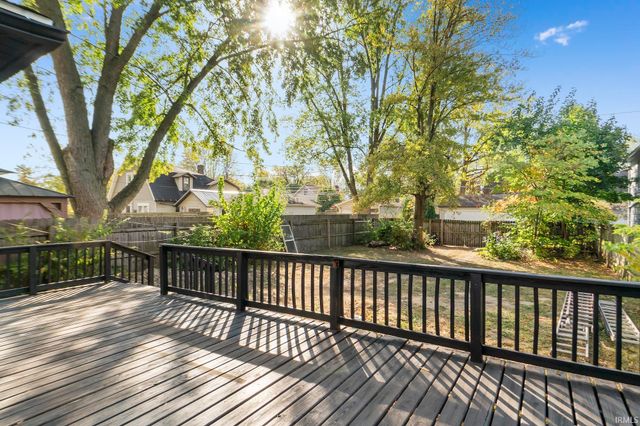 1217 Nuttman Avenue, Fort Wayne, IN 46807