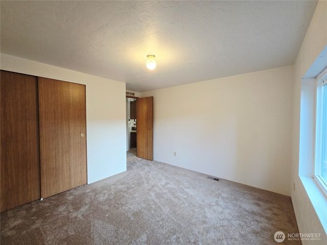 221 Parkwood Boulevard, Sequim, WA 98382