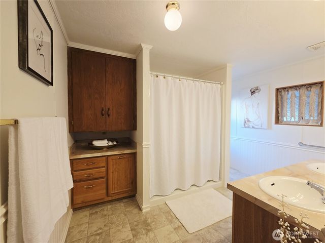 221 Parkwood Boulevard, Sequim, WA 98382
