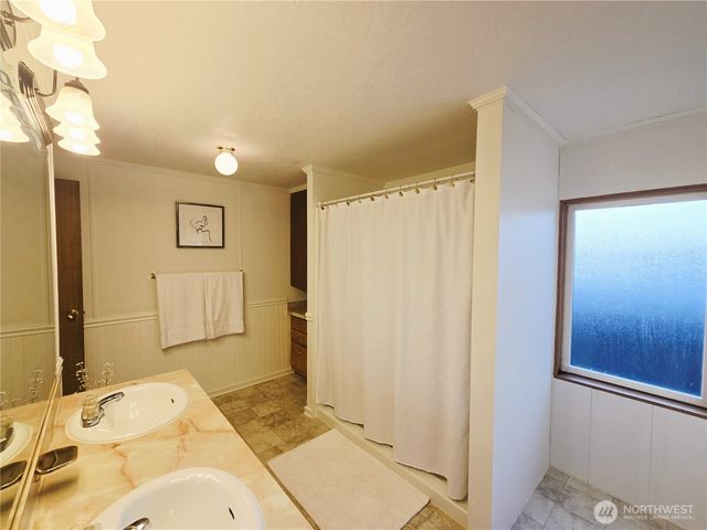 221 Parkwood Boulevard, Sequim, WA 98382