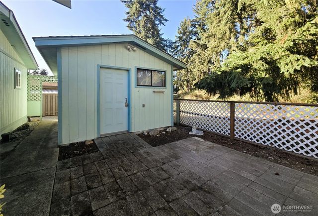 221 Parkwood Boulevard, Sequim, WA 98382
