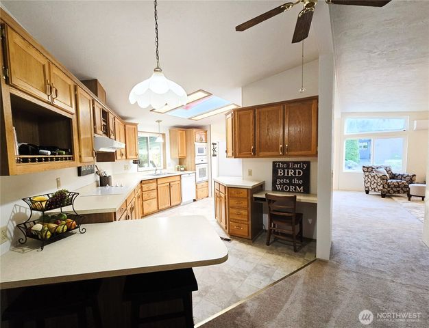 221 Parkwood Boulevard, Sequim, WA 98382