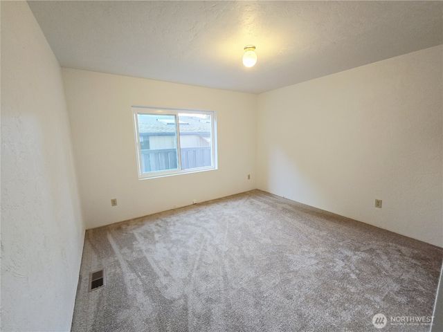 221 Parkwood Boulevard, Sequim, WA 98382