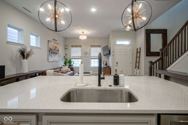 1045 Valentine Lane, Carmel, IN 46032