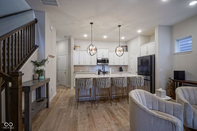 1045 Valentine Lane, Carmel, IN 46032