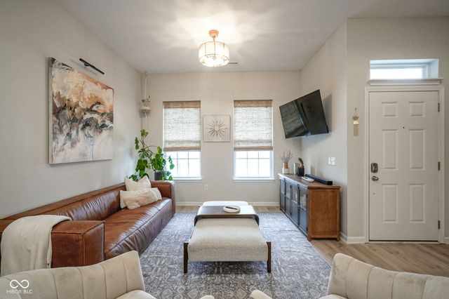 1045 Valentine Lane, Carmel, IN 46032