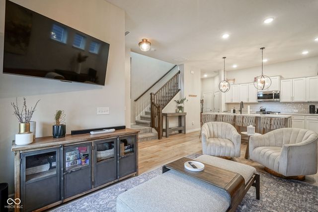 1045 Valentine Lane, Carmel, IN 46032