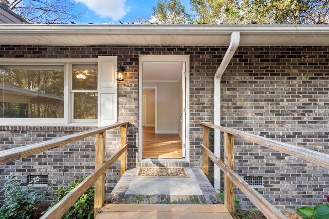 298 Summerset Lane, Summerville, SC 29483