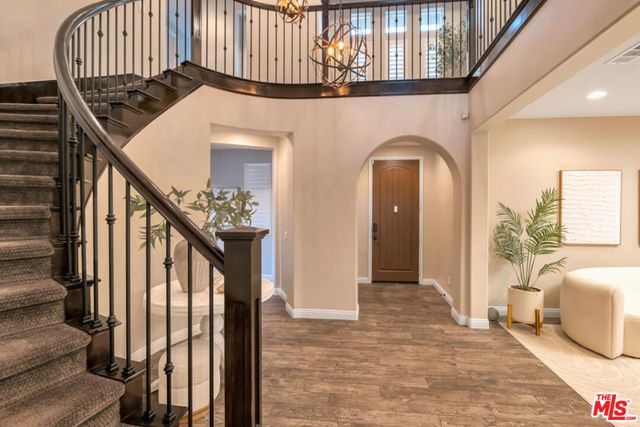 28236 Forge Court, Valencia, CA 91354