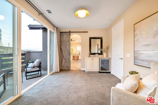 28236 Forge Court, Valencia, CA 91354
