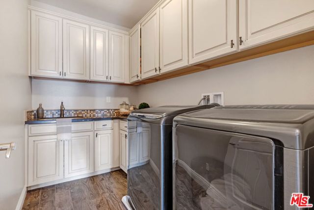 28236 Forge Court, Valencia, CA 91354