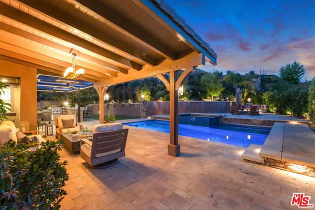 28236 Forge Court, Valencia, CA 91354
