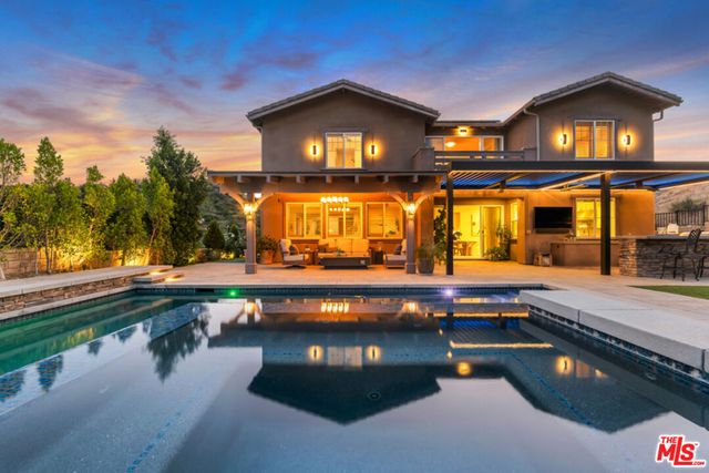 28236 Forge Court, Valencia, CA 91354