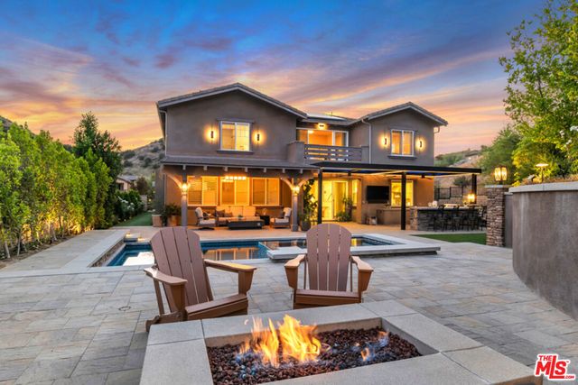 28236 Forge Court, Valencia, CA 91354