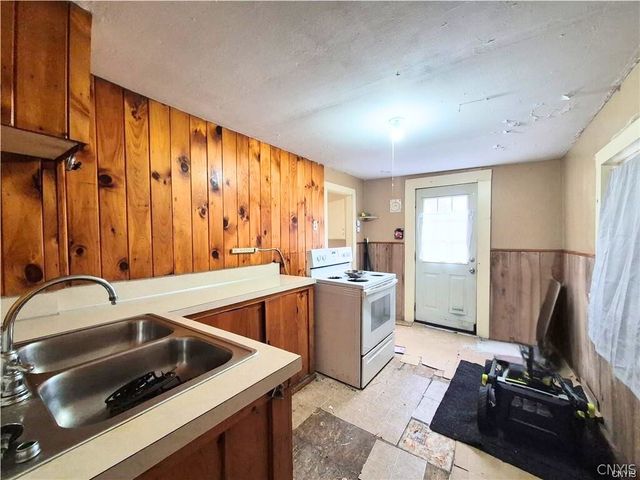 504 Cayuga Street, Fulton, NY 13069