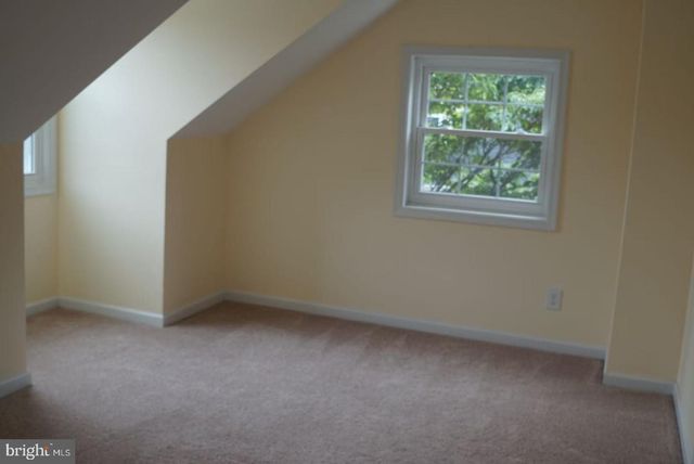 6673 MCLEAN DR, Mclean, VA 22101