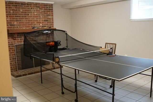 6673 MCLEAN DR, Mclean, VA 22101