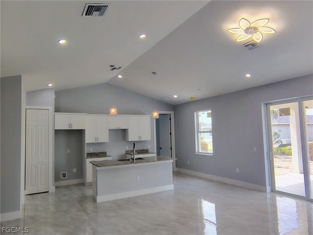 302 NW 25th AVE, Cape Coral, FL 33993