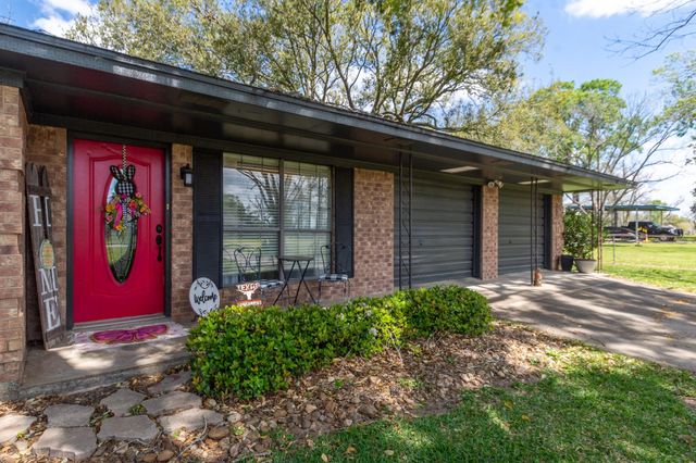 832 County Road 903a, Brazoria, TX 77422