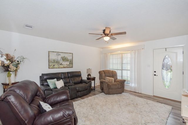 832 County Road 903a, Brazoria, TX 77422