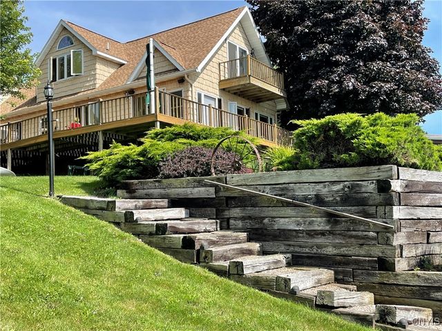 16505 Rainbow Shores Drive, Clayton, NY 13624