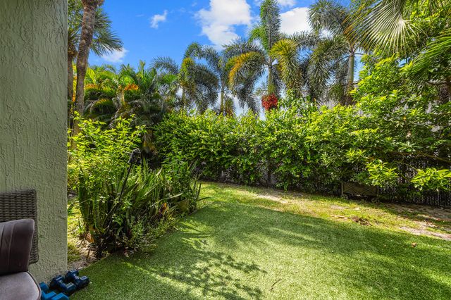 6119 Seminole Gardens Circle, Riviera Beach, FL 33418