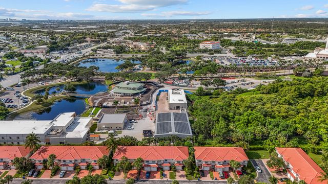 6119 Seminole Gardens Circle, Riviera Beach, FL 33418
