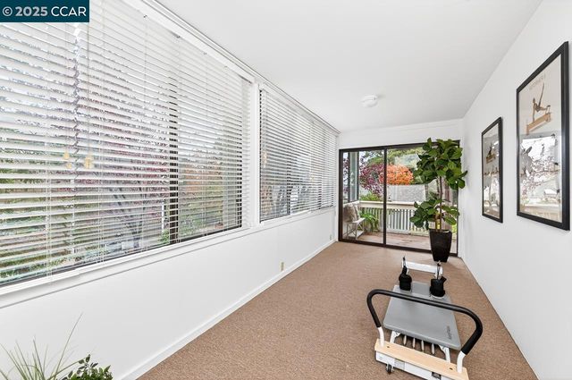 1400 Ptarmigan Dr 2, Walnut Creek, CA 94595