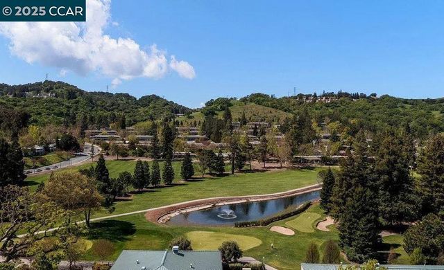 1400 Ptarmigan Dr 2, Walnut Creek, CA 94595