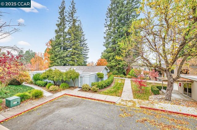 1400 Ptarmigan Dr 2, Walnut Creek, CA 94595