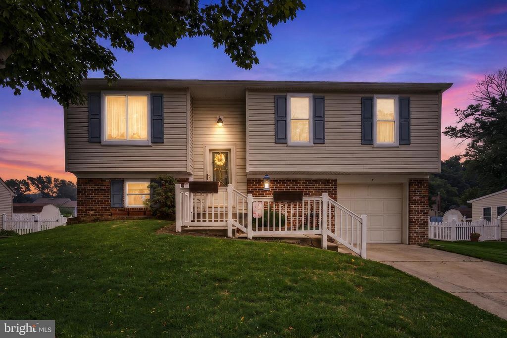 7 BLOOMFIELD DR, Westampton, NJ 08060