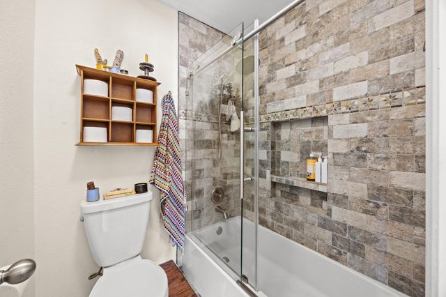 8906 Parkfield DR B, Austin, TX 78758