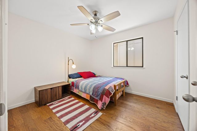 8906 Parkfield DR B, Austin, TX 78758