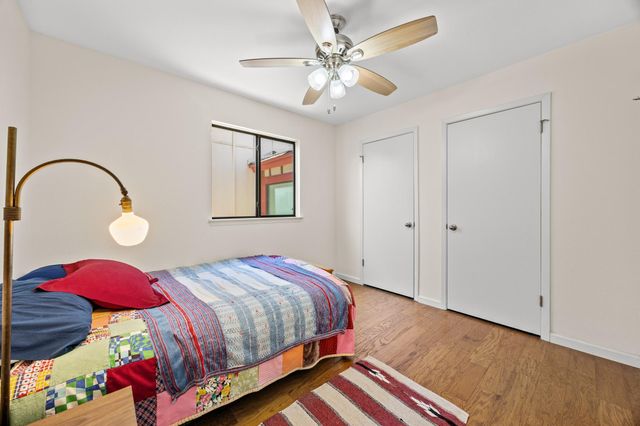 8906 Parkfield DR B, Austin, TX 78758