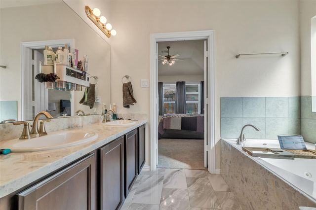 2511 Chaplin Place Drive, Humble, TX 77396