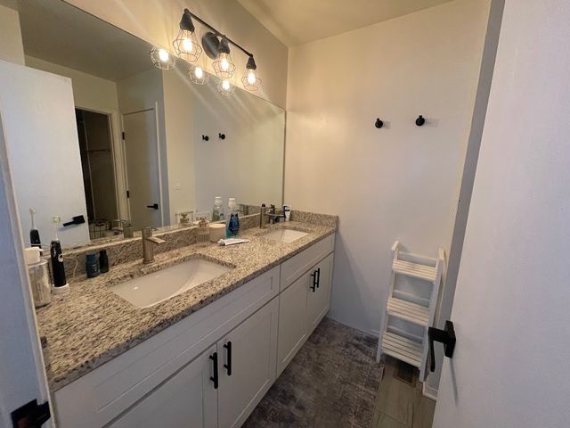 1527 W Richmond Street, Arlington Heights, IL 60004